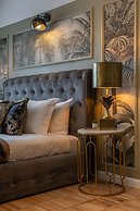 HOLT - Baloo and Bagheera