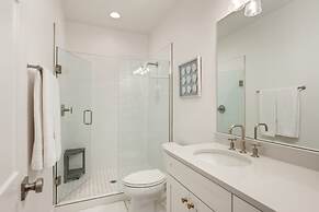 Rendezvous at the Shores by RedAwning