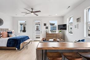 Rendezvous at the Shores by RedAwning