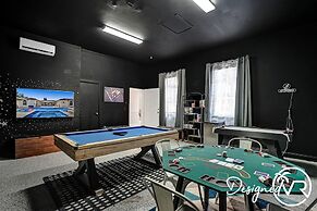 8-BR with Pool & Mini-golf & Soccer