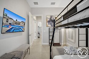 8-BR with Pool & Mini-golf & Soccer