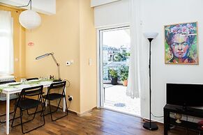 Bright apt w lovely view in Lycabettus