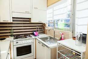 Bright apt w lovely view in Lycabettus