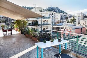 Bright apt w lovely view in Lycabettus