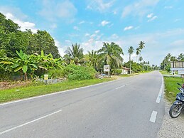 OYO 90566 Homestay Tg Gemok