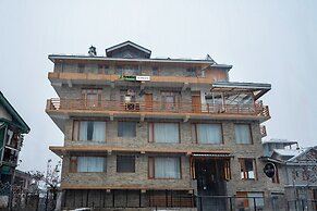 Treebo Premium Sattva With Mountain View