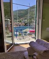 Fabulous apt. w breakfast near the sea