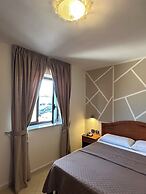 Hotel Futuro
