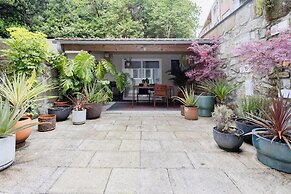 Liiiving - Downtown Secret Terrace