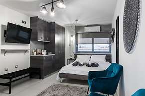 Acropolis view sky suite