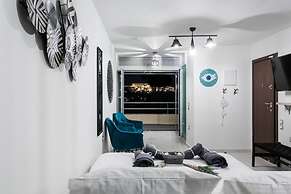 Acropolis view sky suite