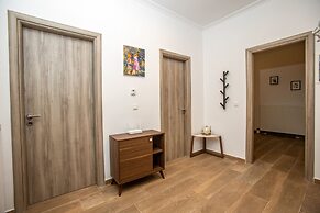 Raise Kifisias Serviced Apartments