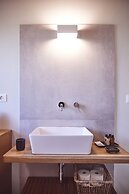 AQVAE Unconventional Country House