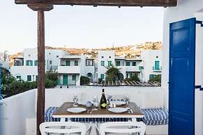 Glamorous 2BR Villa in Ornos w Sea View