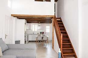 Glamorous 2BR Villa in Ornos w Sea View