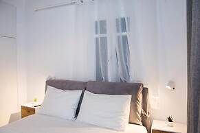 Glamorous 2BR Villa in Ornos w Sea View