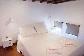 Glamorous 2BR Villa in Ornos w Sea View