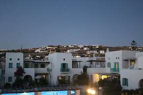 Glamorous 2BR Villa in Ornos w Sea View