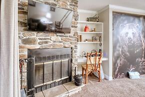 The Bear Den Condo by Redawning