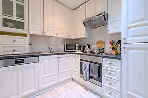 Somerset Court Apartments