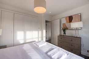 Somerset Court Apartments