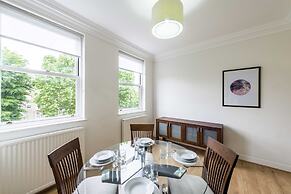 Somerset Court Apartments