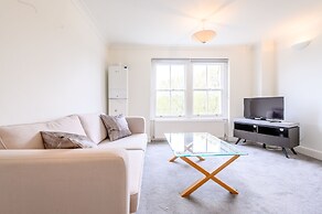 Somerset Court Apartments