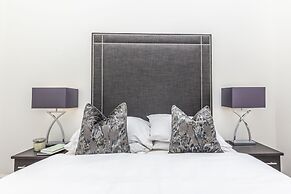 Somerset Court Apartments