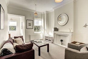 Somerset Court Apartments