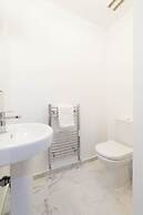 Somerset Court Apartments