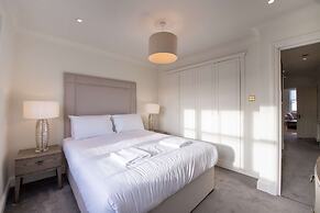 Somerset Court Apartments