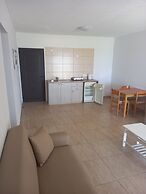 PENELOPE BEACH HOTEL APTS