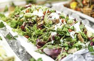 PENELOPE BEACH HOTEL APTS