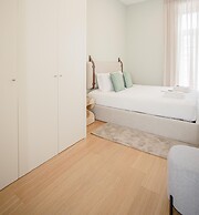 Liiiving - Sweet Sunlight Apartment