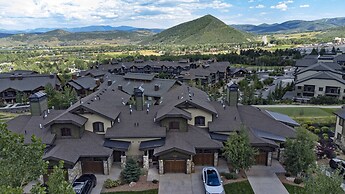 Fairway Springs by Luxury Mountain Desti