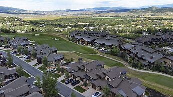 Fairway Springs by Luxury Mountain Desti