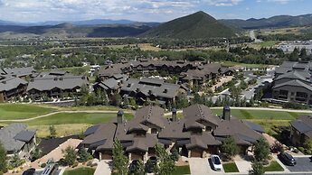 Fairway Springs by Luxury Mountain Desti