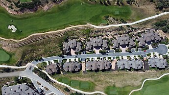Fairway Springs by Luxury Mountain Desti