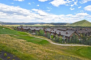 Fairway Springs by Luxury Mountain Desti