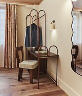 The Hoxton Shepherds Bush