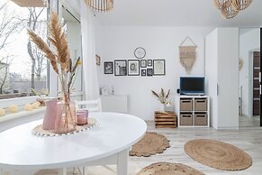 Studio Cracow Mitery by Renters