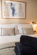 The Foxes Den Coffee House and Rooms