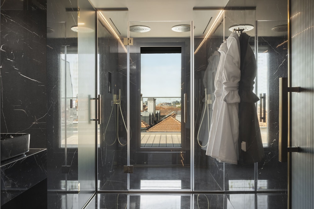 Wine & Books Porto Hotel - Small Luxury Hotels of the World