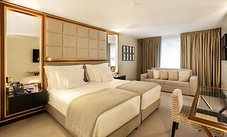 Wine & Books Porto Hotel - Small Luxury Hotels of the World