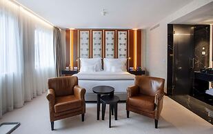 Wine & Books Porto Hotel - Small Luxury Hotels of the World