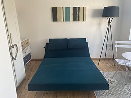 Beautiful 1-bed Studio in Porthcawl Near Beach