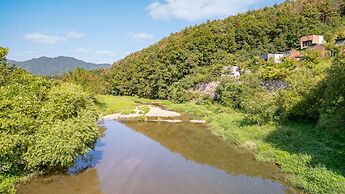 Hongcheon Toliaigeullaemping