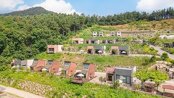 Hongcheon Toliaigeullaemping