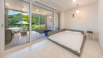 Hongcheon Toliaigeullaemping