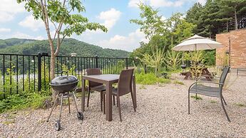 Hongcheon Toliaigeullaemping